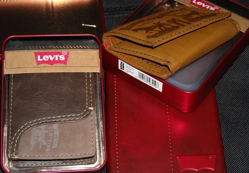 portofele deosebite, piele naturala, LEVI STRAUSS, portofele de lux